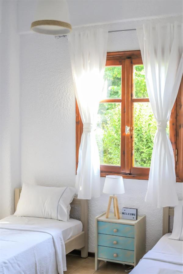 Beachfront deluxe apt. Pefkochori Extérieur photo